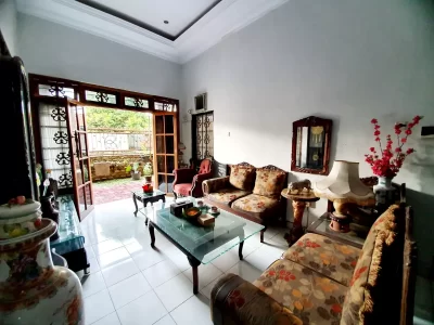 Rumah dijual di komplek Kehakiman, Cikokol Tangerang (1)