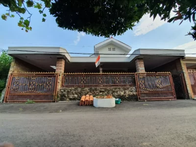 Rumah dijual di komplek Kehakiman, Cikokol Tangerang (2)