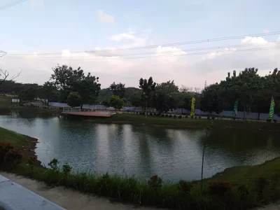 Rumah view danau di Bukit Dago, Tangerang (3)
